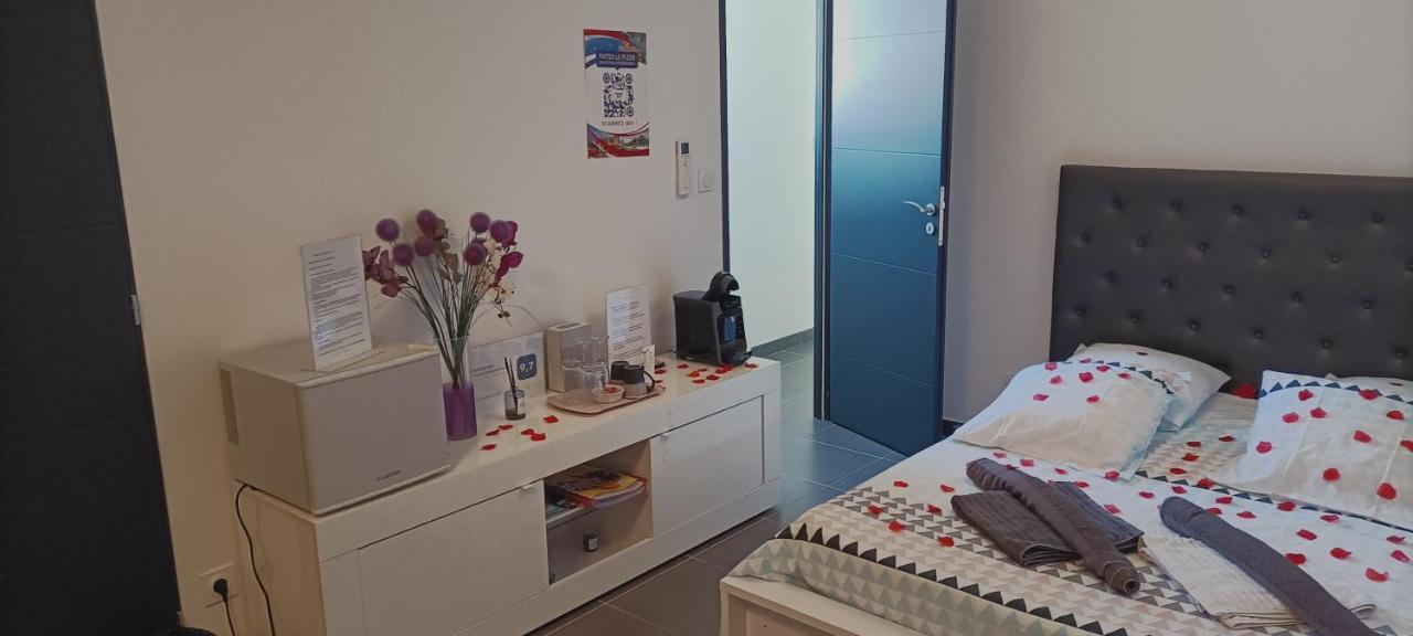 Chambre Cosy Adults Only Agde Exterior foto